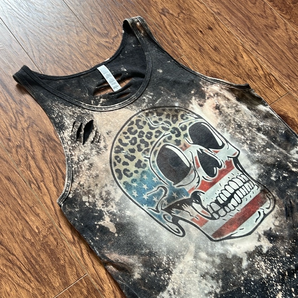 Skull Tank